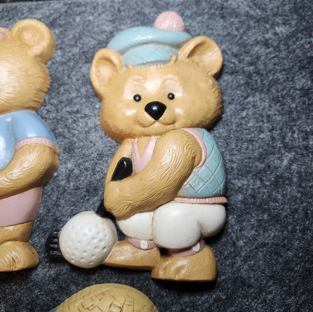 Vtg Burwood Products Bears & Straw Hats Wall Hang Golf Tennis Ski Blue Pink - Picture 4 of 13